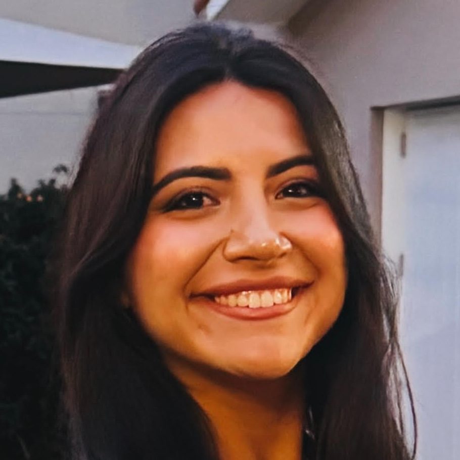 Stephanie Gharehptian Headshot